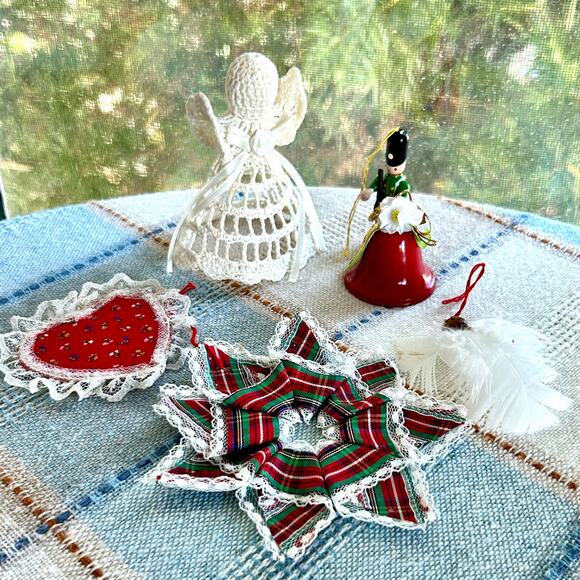 6 Vintage Christmas Ornaments Handmade Crochet Angel, Soldier, Wreath & More - Picture 10 of 10